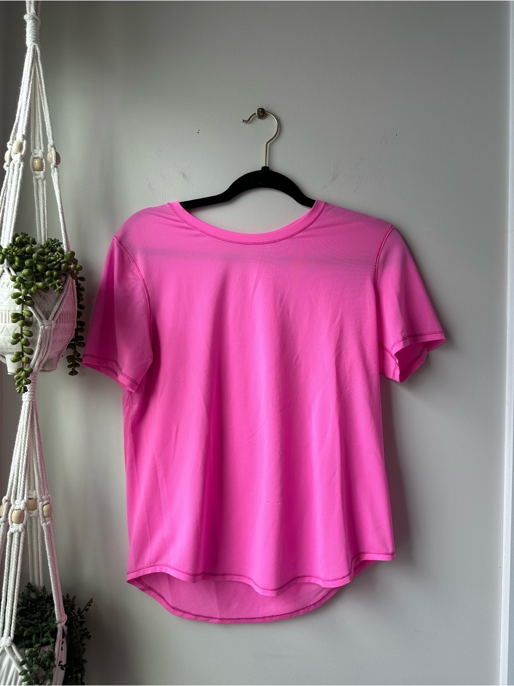 Lululemon Swiftly Tech T-shirt in pink (2 small snags and 1 small hole on front)